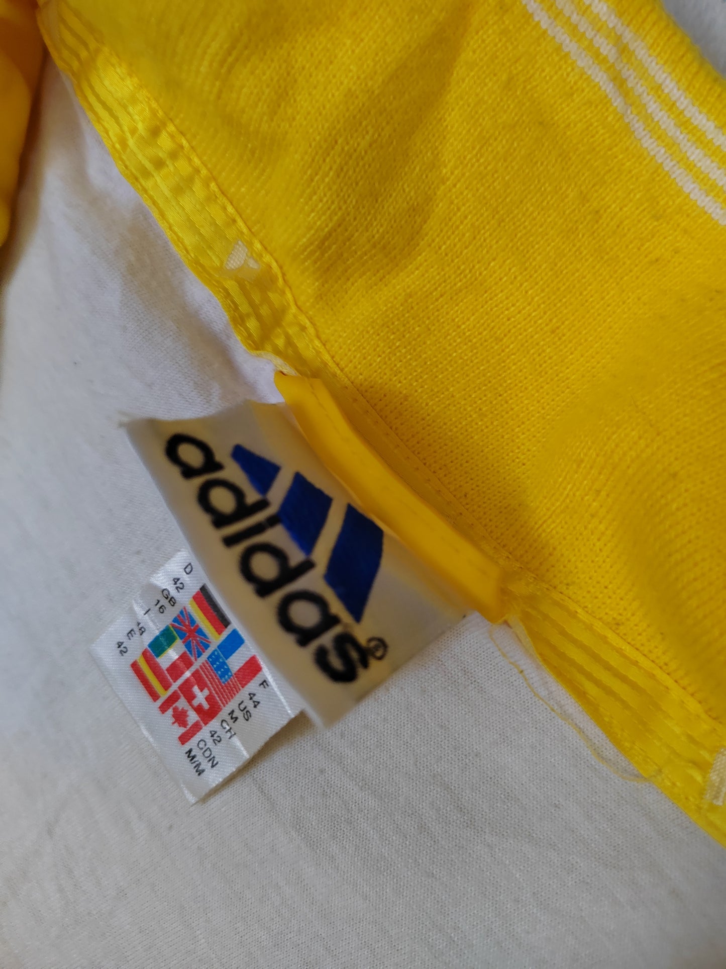 Adidas Raincoat Men’s Large Yellow – Vintage