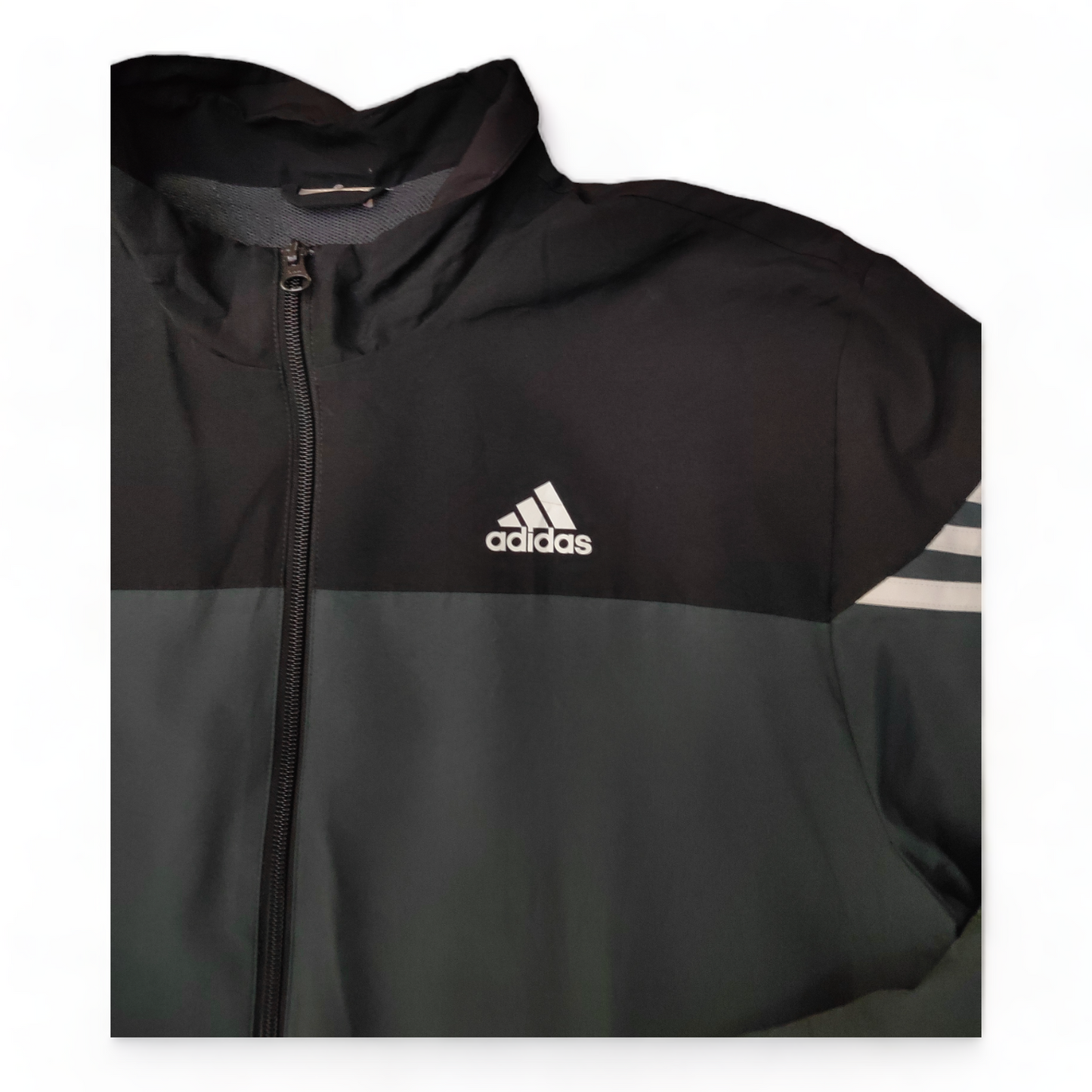 Adidas Windbreaker Men’s Medium Grey Zip Up