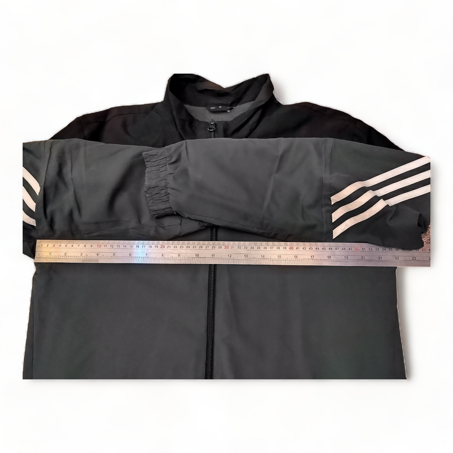 Adidas Windbreaker Men’s Medium Grey Zip Up