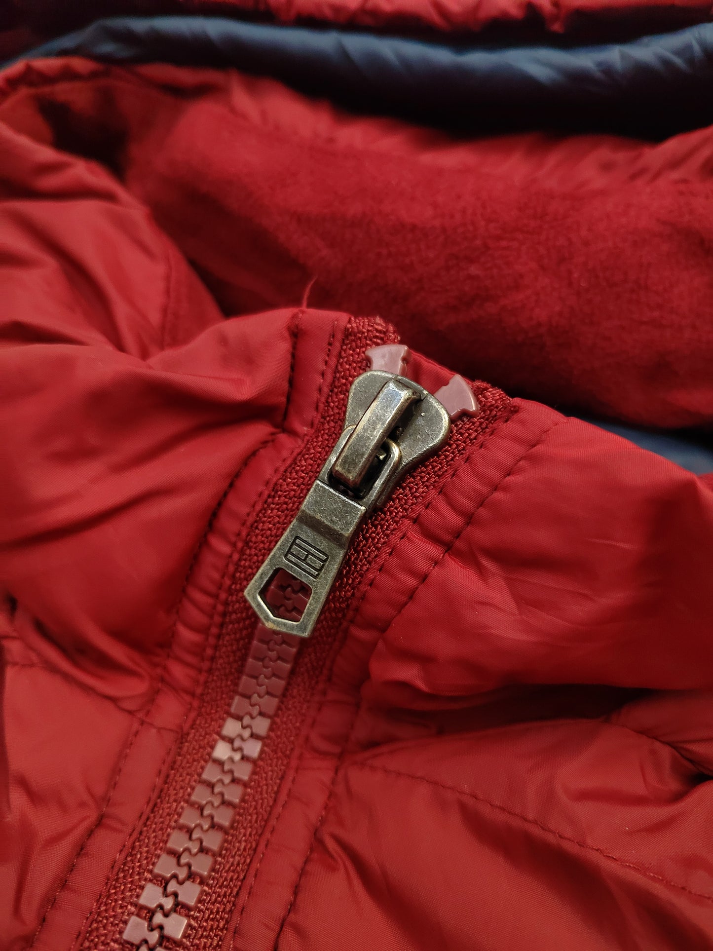 Tommy Hilfiger Puffer Jacket Men’s Medium Red Zip Up